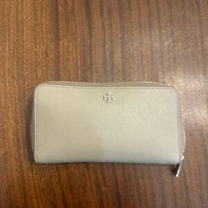 Tory Burch Gray Zip Wallet